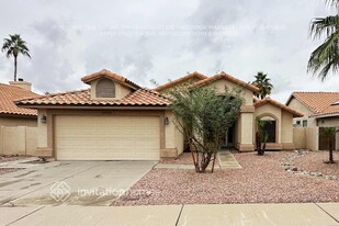 19220 N 74th Dr in Glendale, AZ - Building Photo