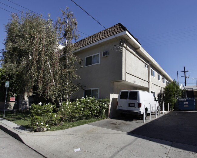 Amadeus in North Hollywood, CA - Foto de edificio - Building Photo