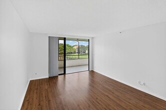 1850 Homewood Blvd in Delray Beach, FL - Building Photo - Building Photo