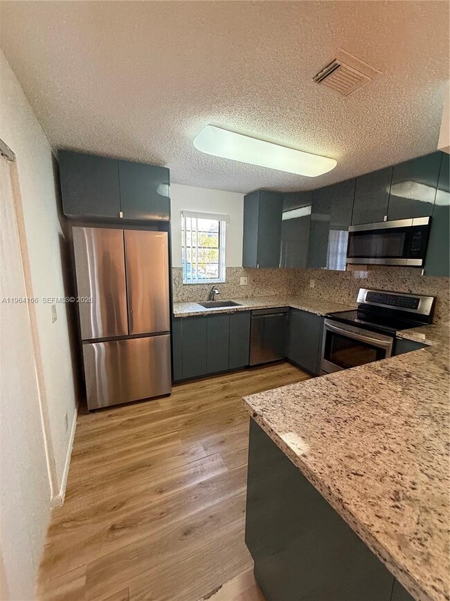 2515 NW 99th Ave in Coral Springs, FL - Building Photo - Building Photo