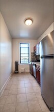 East 106th Street, Unit 15 in New York, NY - Building Photo - Building Photo