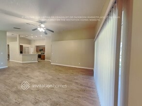 195 Dakota Ave in Groveland, FL - Foto de edificio - Building Photo