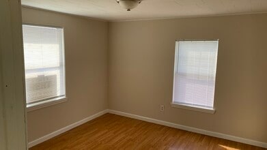 912 Eighth St in Westwego, LA - Building Photo - Building Photo