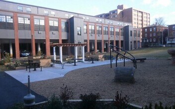 140 Russ St in Hartford, CT - Building Photo - Building Photo