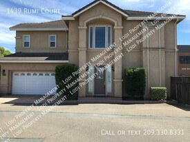 1439 Rumi Ct