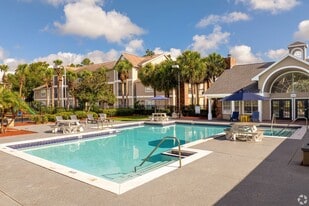 Laguna Place Apartments in Kissimmee, FL - Building Photo
