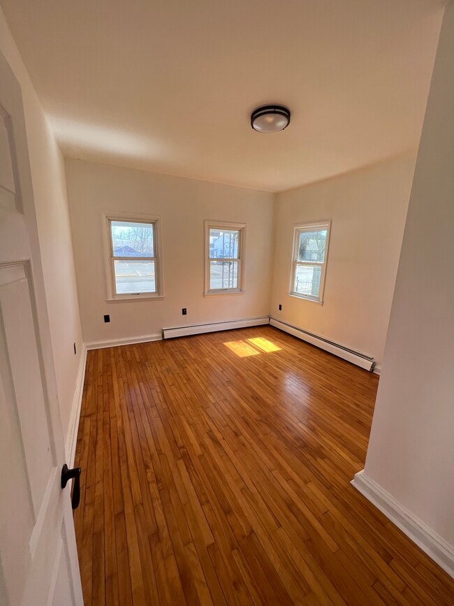 13 Mountain Rd