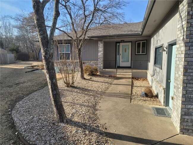 3 Ashton Cir in Bella Vista, AR - Building Photo - Building Photo