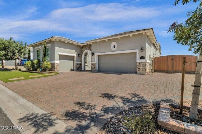 4449 E Fountain St in Mesa, AZ - Building Photo - Building Photo