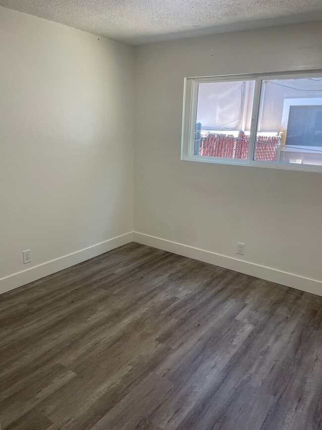 1385 San Tomas Aquino Pkwy in San Jose, CA - Building Photo - Building Photo