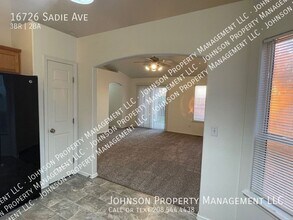 16726 Sadie Ave in Caldwell, ID - Building Photo - Building Photo