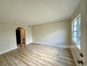 505 W 42nd St in Savannah, GA - Building Photo - Building Photo