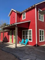 1154 Hauptstrasse in New Braunfels, TX - Building Photo