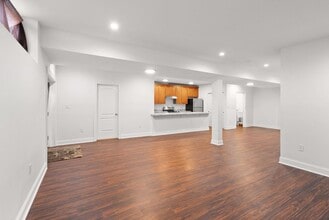 7202 Pine Dr in Annandale, VA - Building Photo - Building Photo