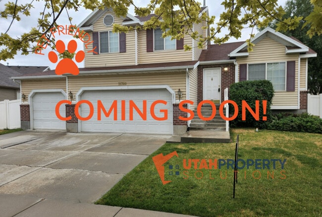 property at 11708 Nate Ln