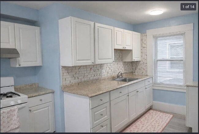 property at 405 Lakeview Ave