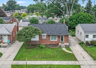 28853 Herbert St in Madison Heights, MI - Building Photo - Building Photo