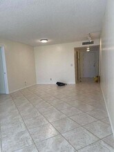 6300 NW 2nd Ave, Unit 305 in Boca Raton, FL - Building Photo - Building Photo