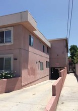 Vanowen Apartments in Van Nuys, CA - Building Photo - Other