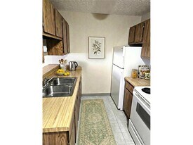 1757 4th Ave in Windom, MN - Building Photo