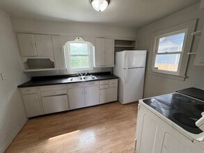 4319 S Park Dr in Fort Wayne, IN - Building Photo - Building Photo
