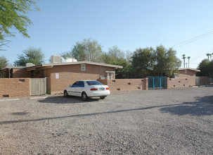 3922-3928 E Mabel St in Tucson, AZ - Building Photo - Building Photo