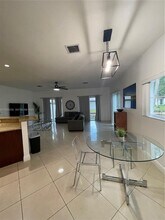 3450 NW 17th Terrace in Oakland Park, FL - Building Photo - Building Photo