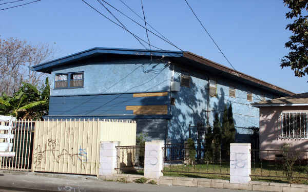 908 N Rose Ave in Compton, CA - Building Photo