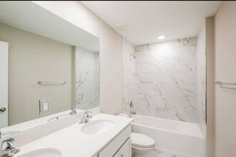 1702 SW Airoso Blvd in Port St. Lucie, FL - Building Photo - Building Photo