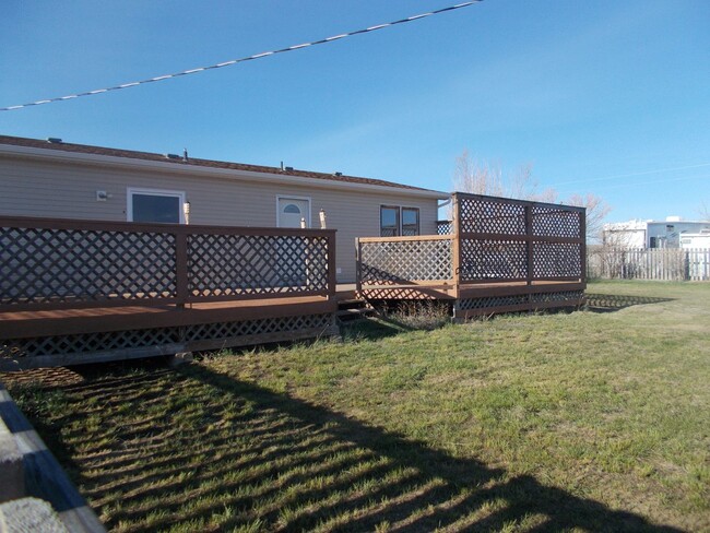 property at 7650 Lake Dr