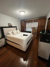 8120 Geneva Ct in Doral, FL - Building Photo - Building Photo