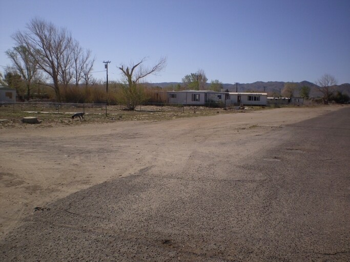 Forest Knoll Mobile Home Estates in Ridgecrest, CA - Foto de edificio