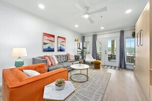 3404 American Dr in Lago Vista, TX - Building Photo