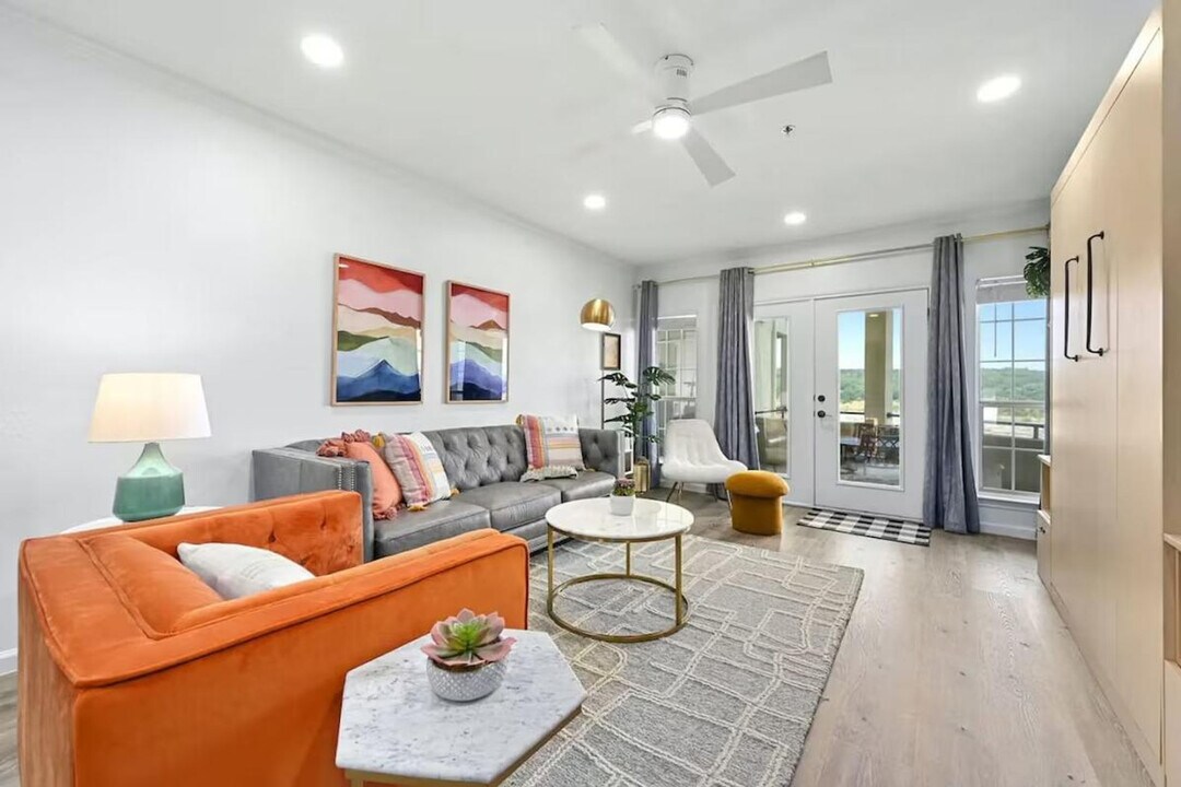 3404 American Dr in Lago Vista, TX - Building Photo