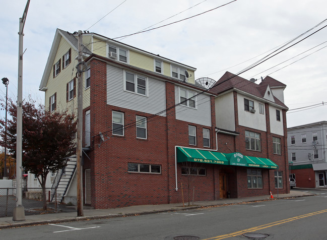 72-74 Walnut & 4-6 Harris St in Peabody, MA - Building Photo - Building Photo