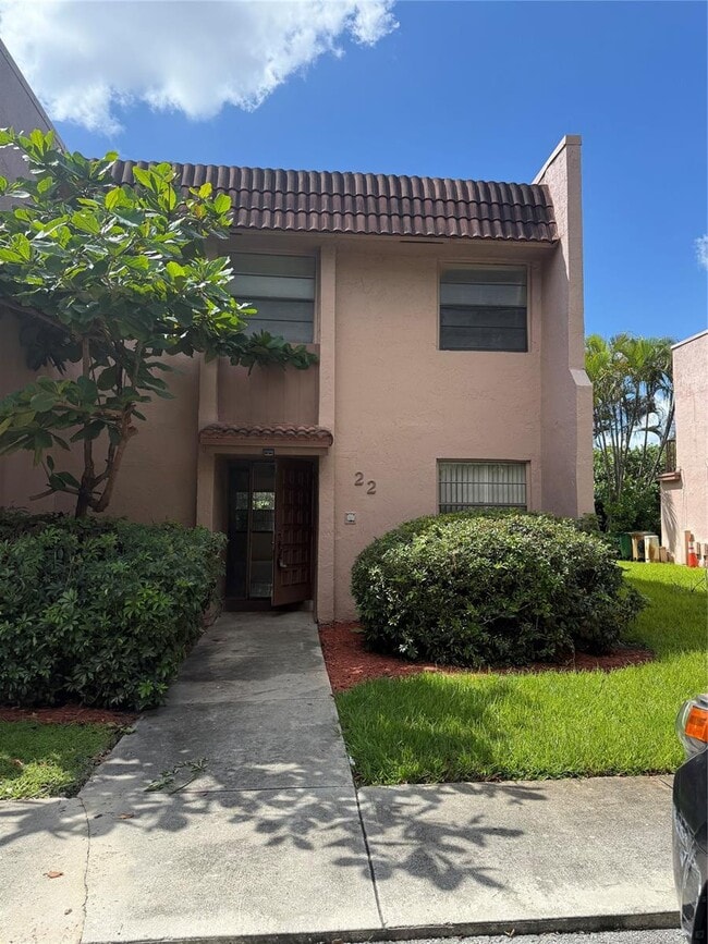 property at 22 Laredo Pl