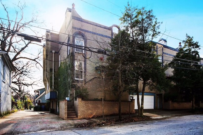 property at 201 5th St NE