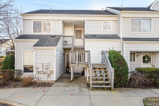 property at 220 Montauk Hwy