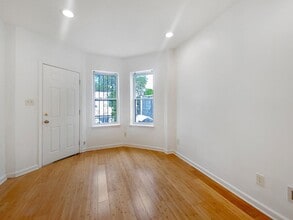 110 N 51st St in Philadelphia, PA - Building Photo - Building Photo