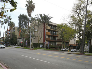 Hollywood Vista in Los Angeles, CA - Foto de edificio - Building Photo