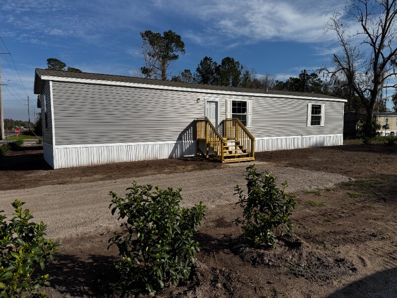 1116 NE Washington St in Lake City, FL - Building Photo