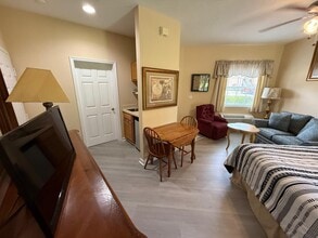 8306 Mulligan Cir in Port St. Lucie, FL - Building Photo - Building Photo