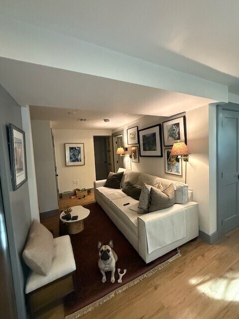 41 Long Ave, Unit B1 in Boston, MA - Foto de edificio