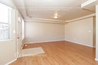 27610 26th Ave S in Federal Way, WA - Foto de edificio - Building Photo