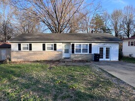 3632 Alameda Dr in Paducah, KY - Building Photo