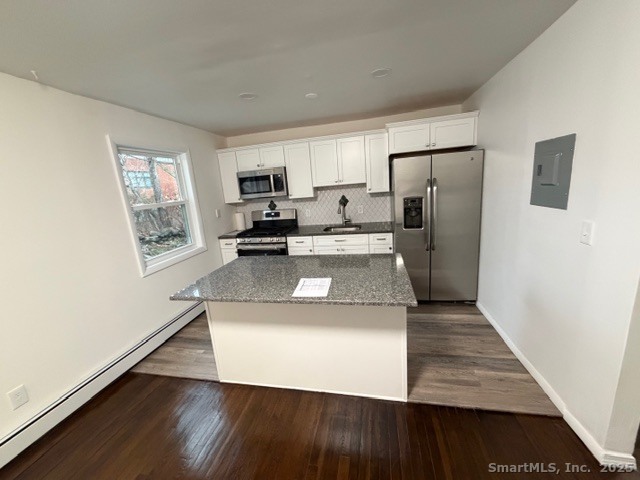 27 Fairview Dr in Danbury, CT - Building Photo - Building Photo