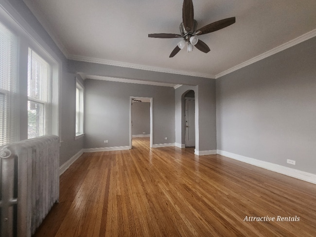 9909 S Charles St, Unit 1 in Chicago, IL - Building Photo - Building Photo