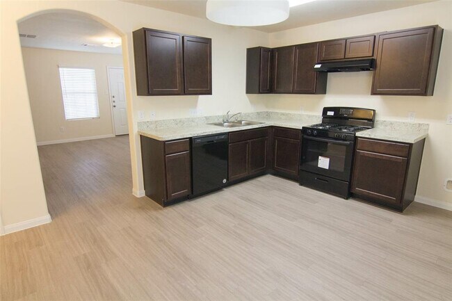 952 Park Ridge Ct in La Marque, TX - Building Photo - Building Photo