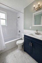 7100 Nathan Hale Way in Louisville, KY - Building Photo - Building Photo