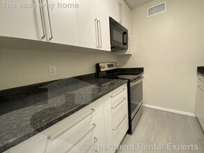 1105 Massachusetts Ave, Unit #8H in Cambridge, MA - Building Photo - Building Photo